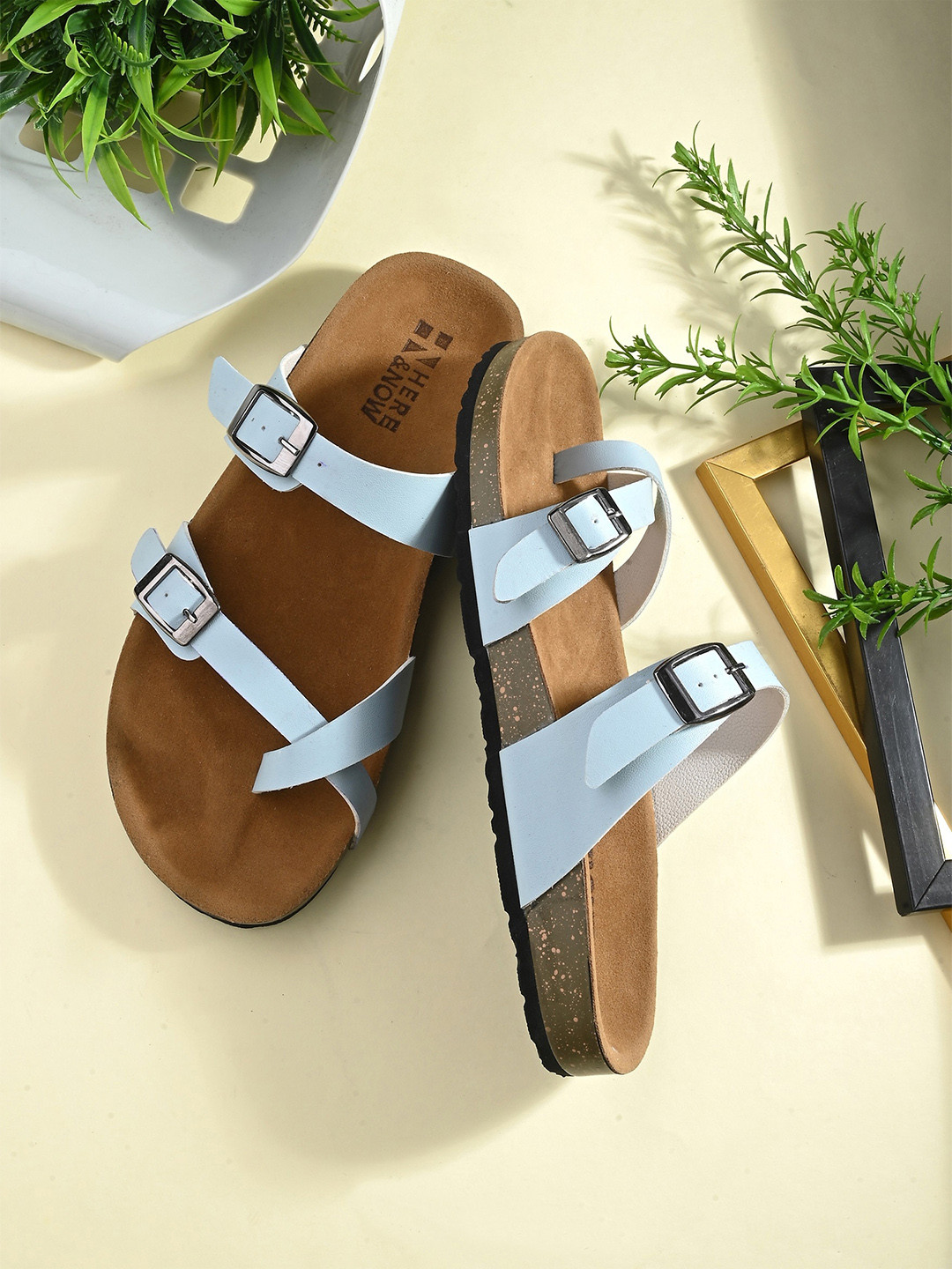 HERE&NOW Blue Buckled Cork Finish One Toe Flats