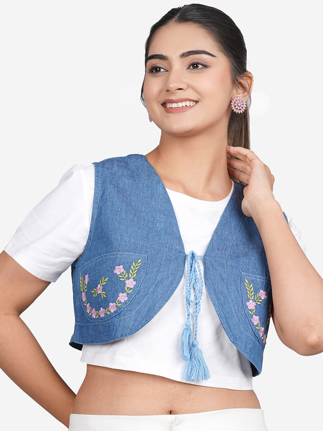 SUMAVI-FASHION Floral Embroidered Crop Denim Jacket