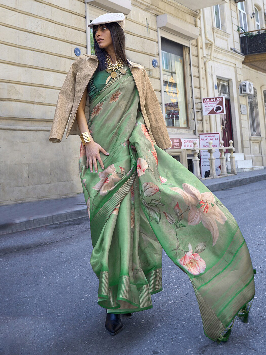 Mitera Green & Pink Floral Organza Sungudi Saree With Blouse Piece