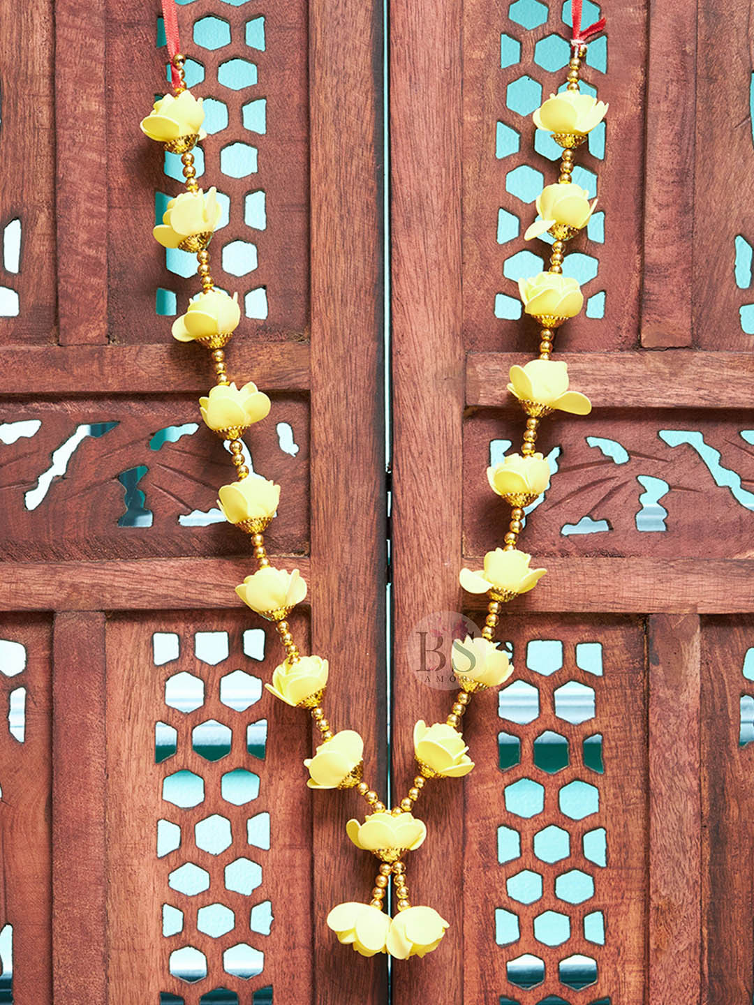 BS AMOR Yellow Rose Flower & Peral Garland