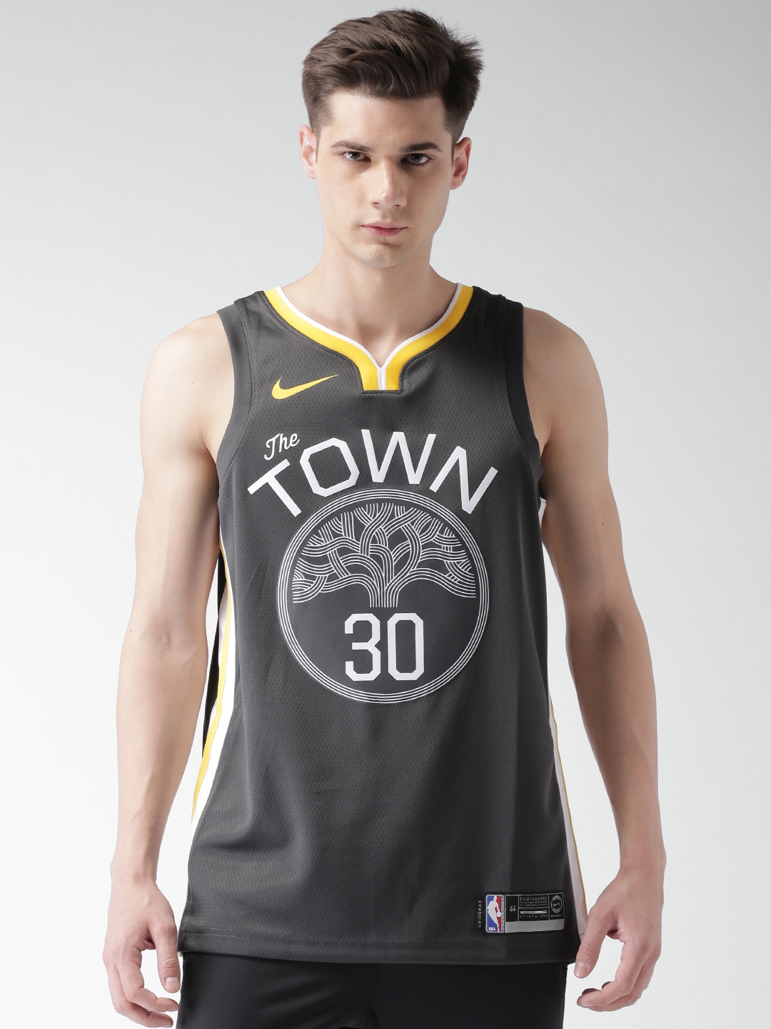 nike lower myntra