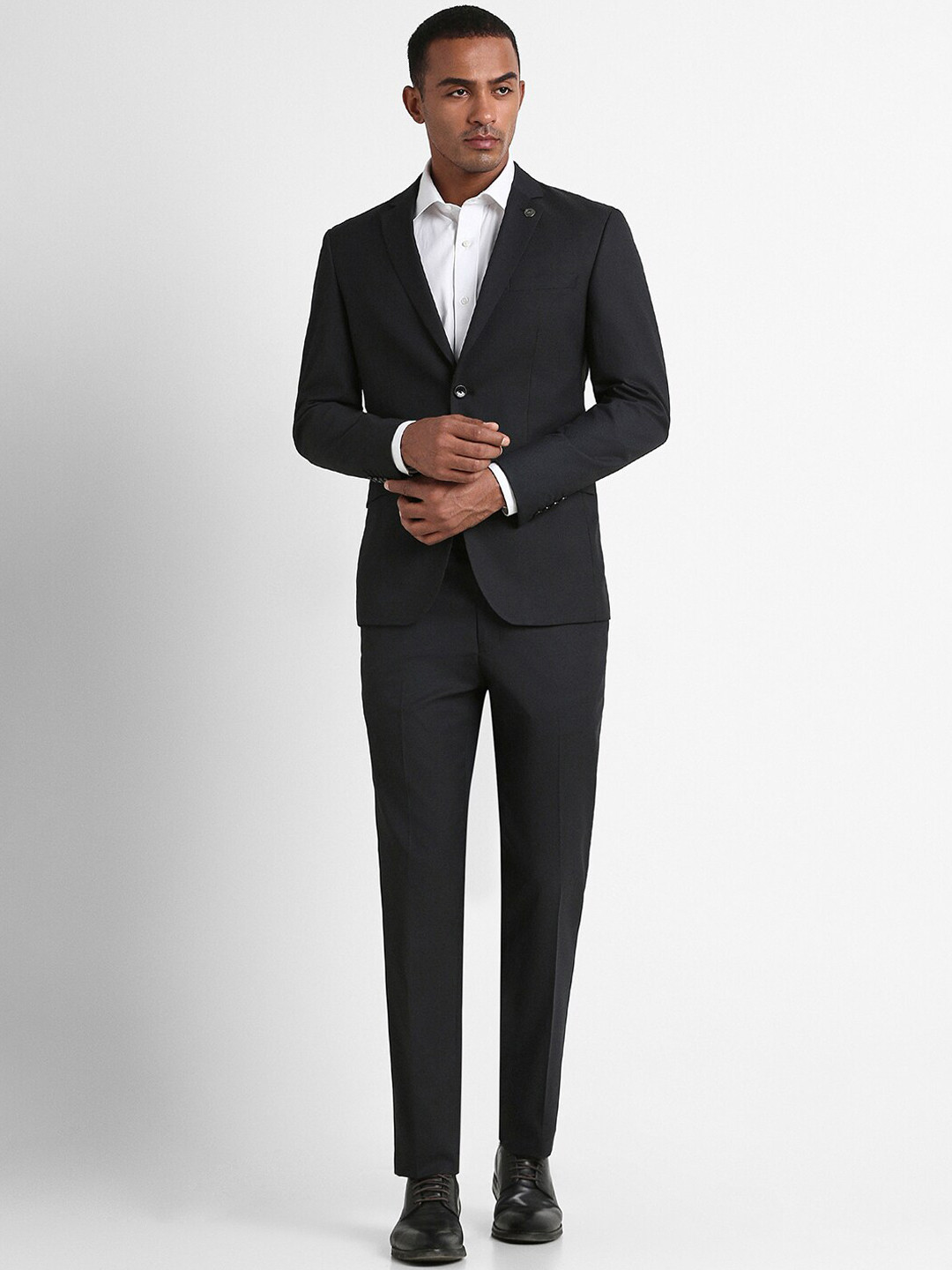 Peter England Elite Self Design Slim-Fit Single-Breasted Two-Piece Formal Suit