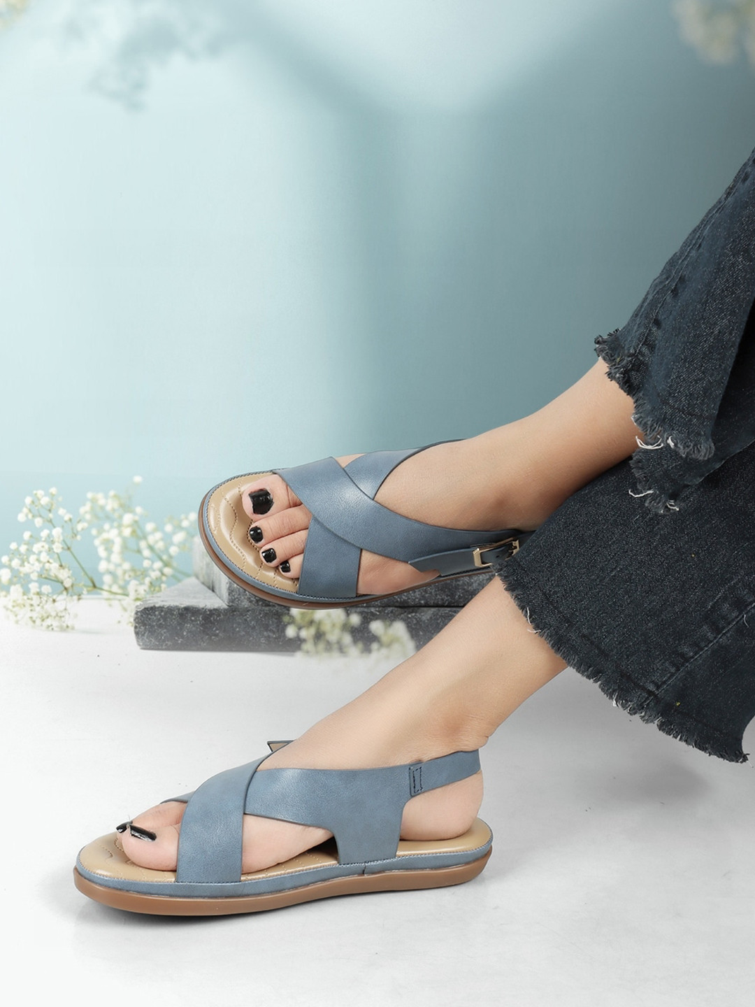 ICONICS Criss-Cross Strap Open Toe Flats