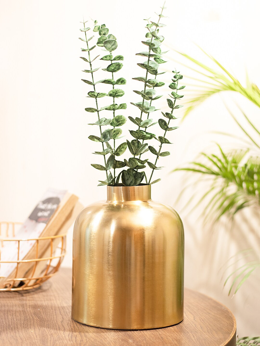 MARKET99 Gold Toned Iron Flower Vase