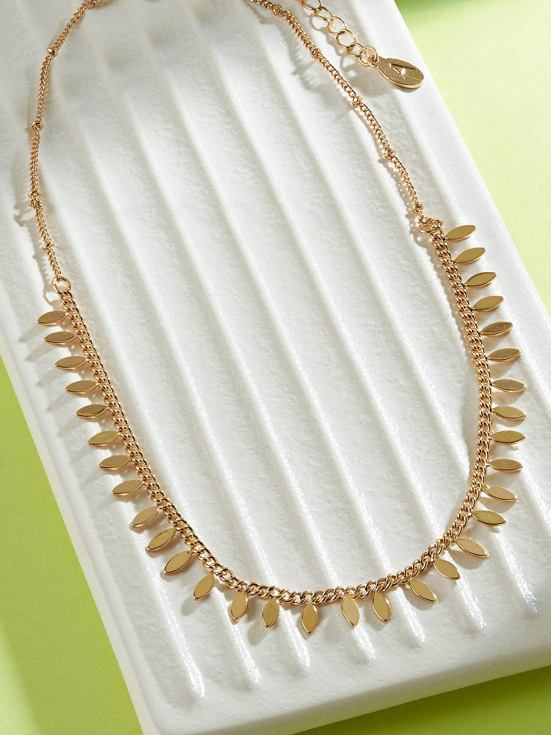 Accessorize Leaf Shaped Minimal Necklace