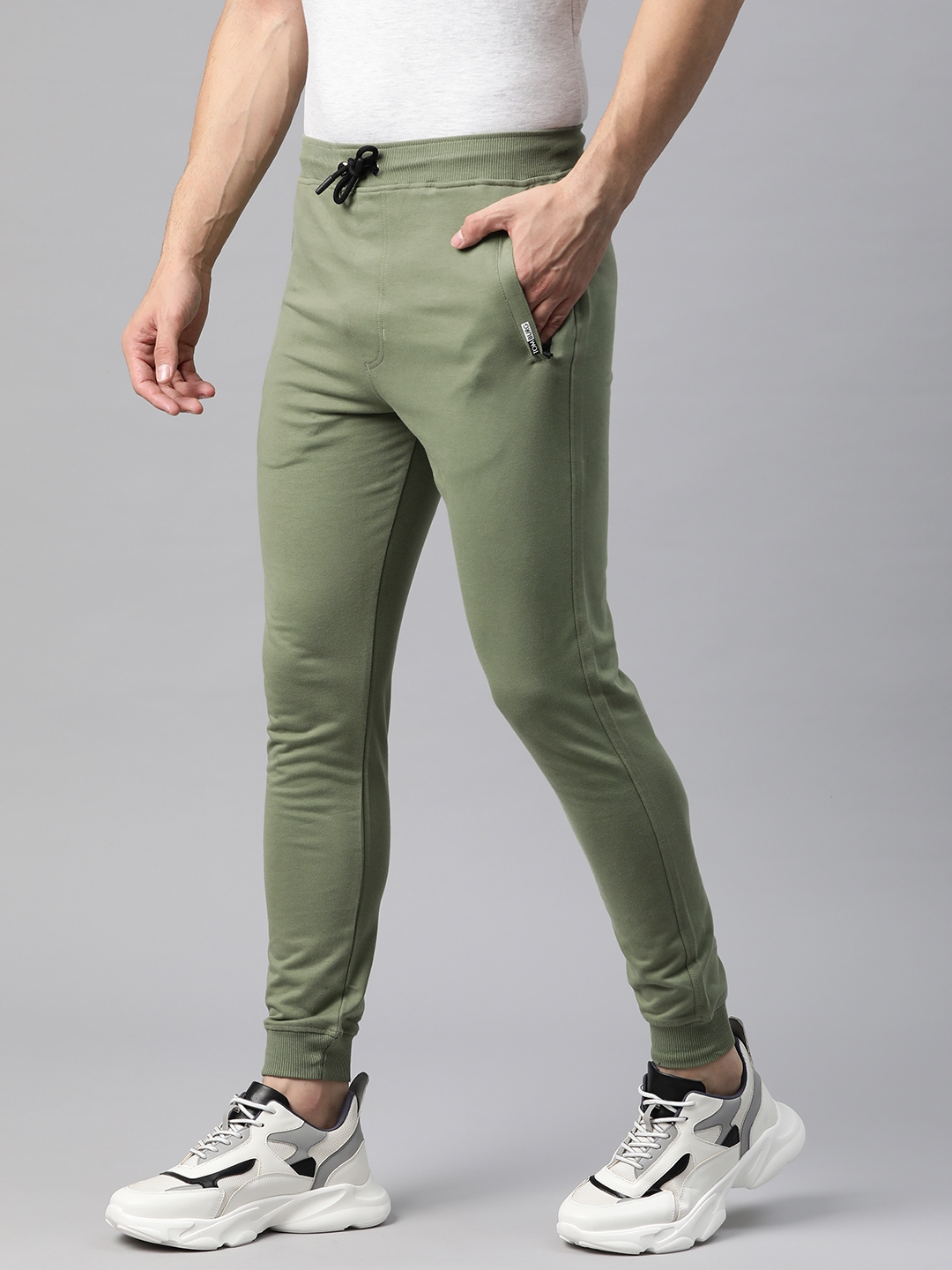 men white solid regular fit track pants