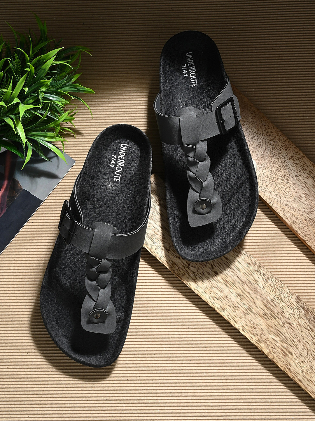 UNDERROUTE Men Braided Comfort Sandals With Buckle Detail