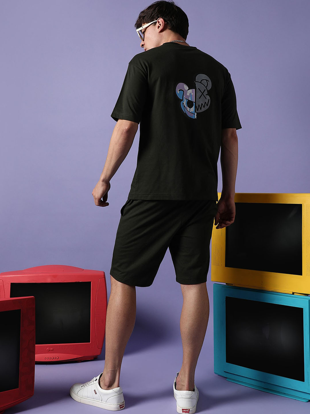 Campus Sutra Black Printed Detail Two-Faced Oversized T-Shirt & Shorts
