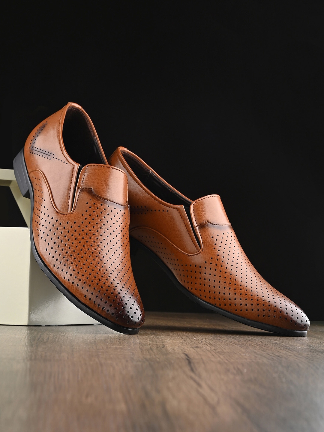 House of Pataudi Men Perforated Formal Slip On Shoes