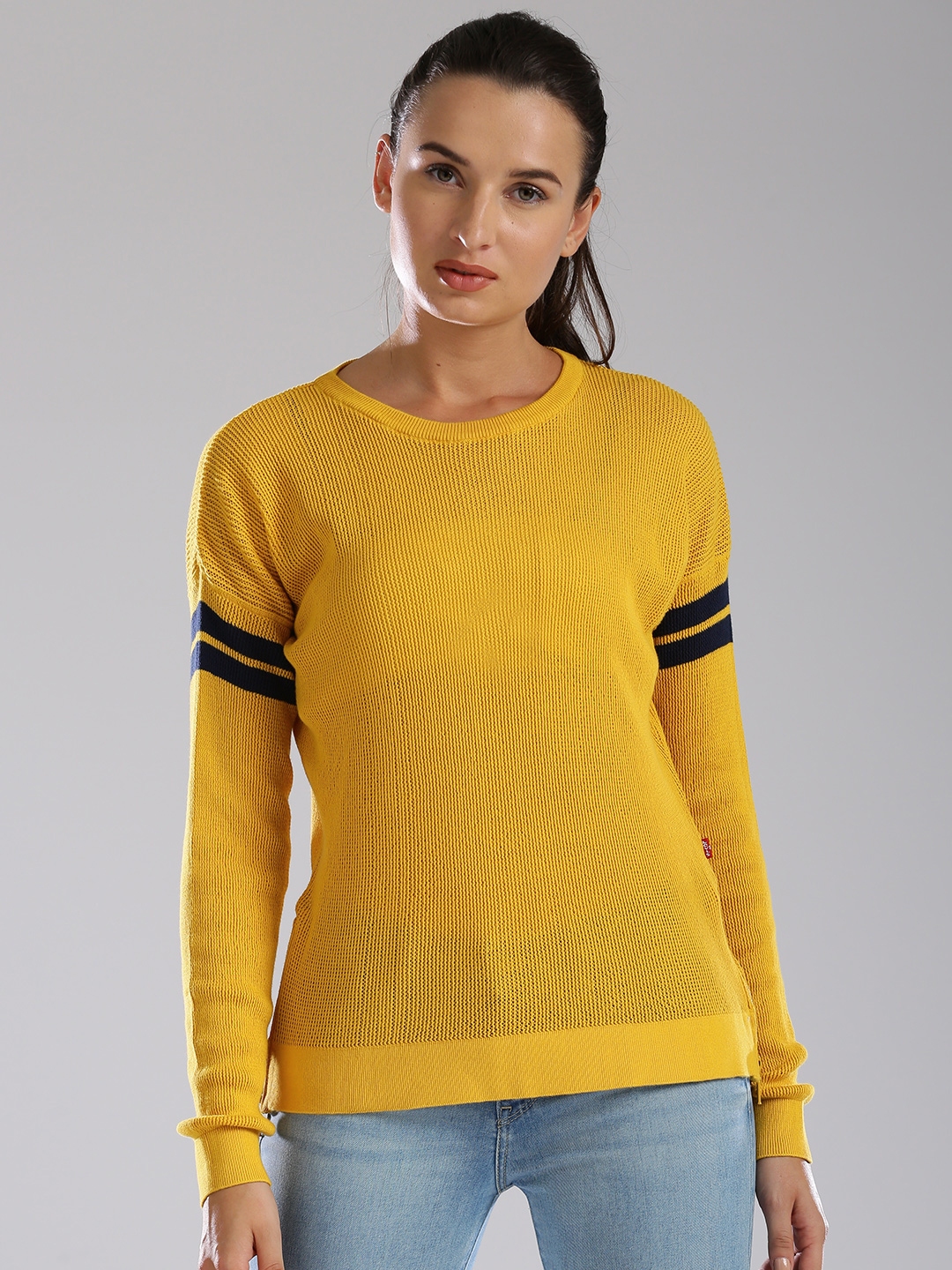 levis yellow sweater