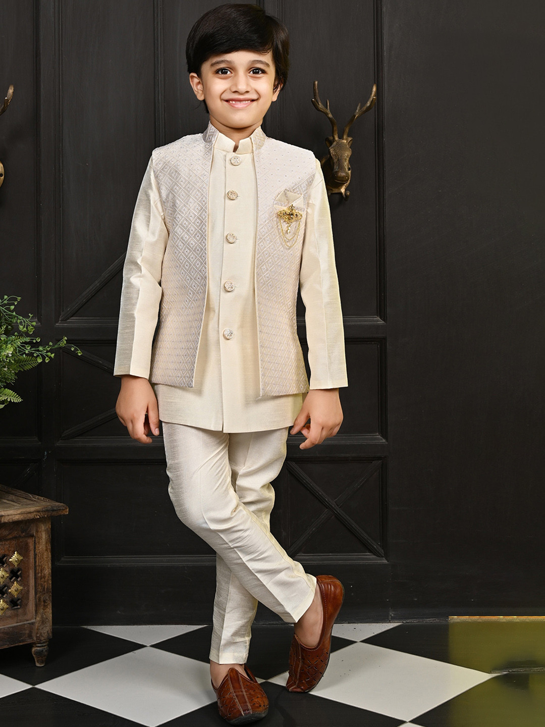 ahhaaaa Boys Woven Deigned Ethnic Sherwani