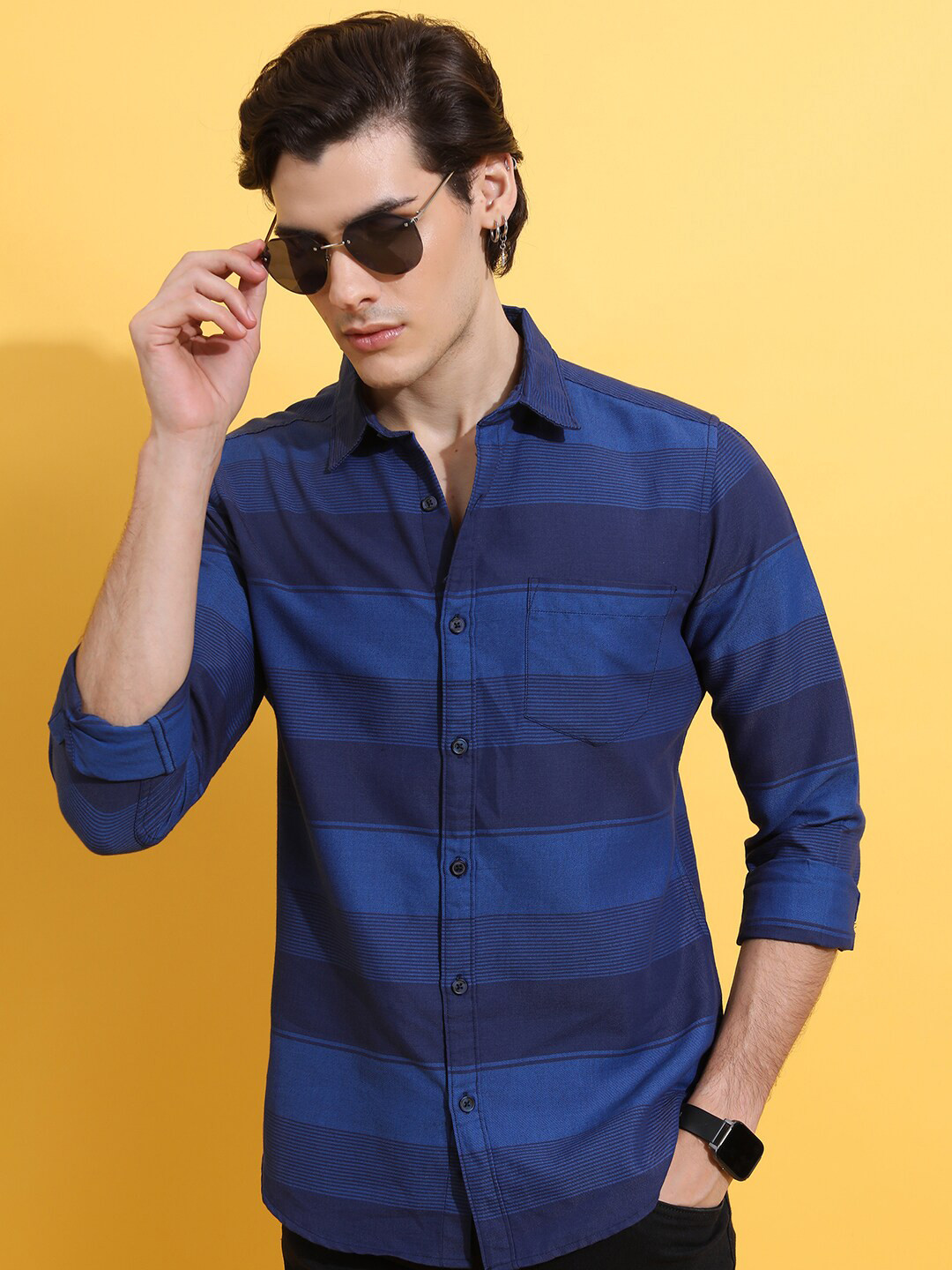 HIGHLANDER Navy Blue Horizontal Striped Spread Collar Slim Fit Casual Shirt