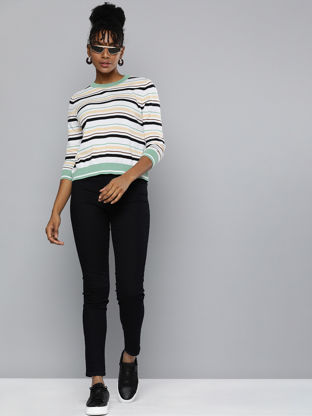 Levis Striped Round-Neck Casual T-shirt