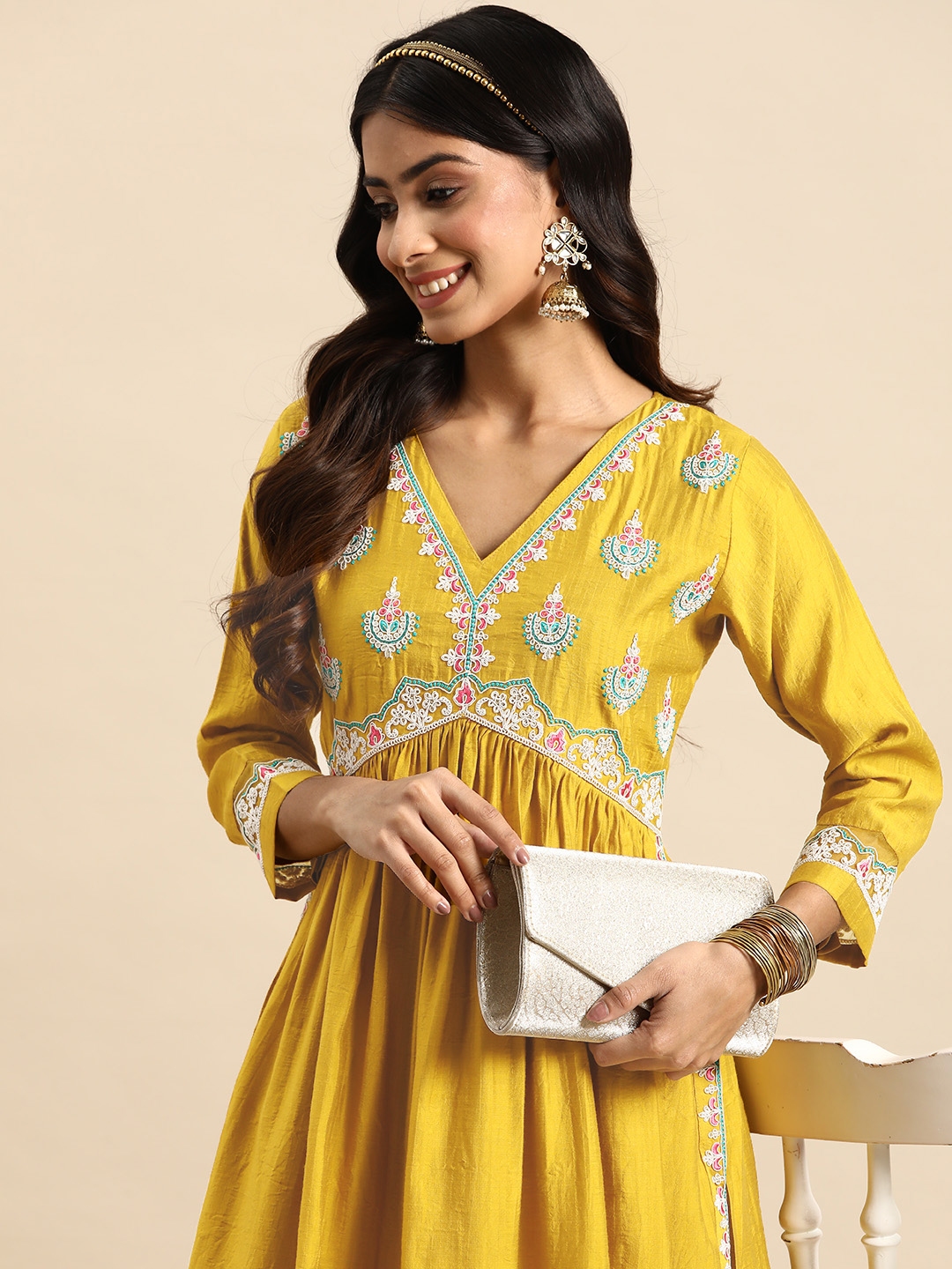Sangria Women Ethnic Motifs Yoke Design Pleated Thread Work Kurta With Trousers - Kurta Sets for Women 23694802 | Myntra