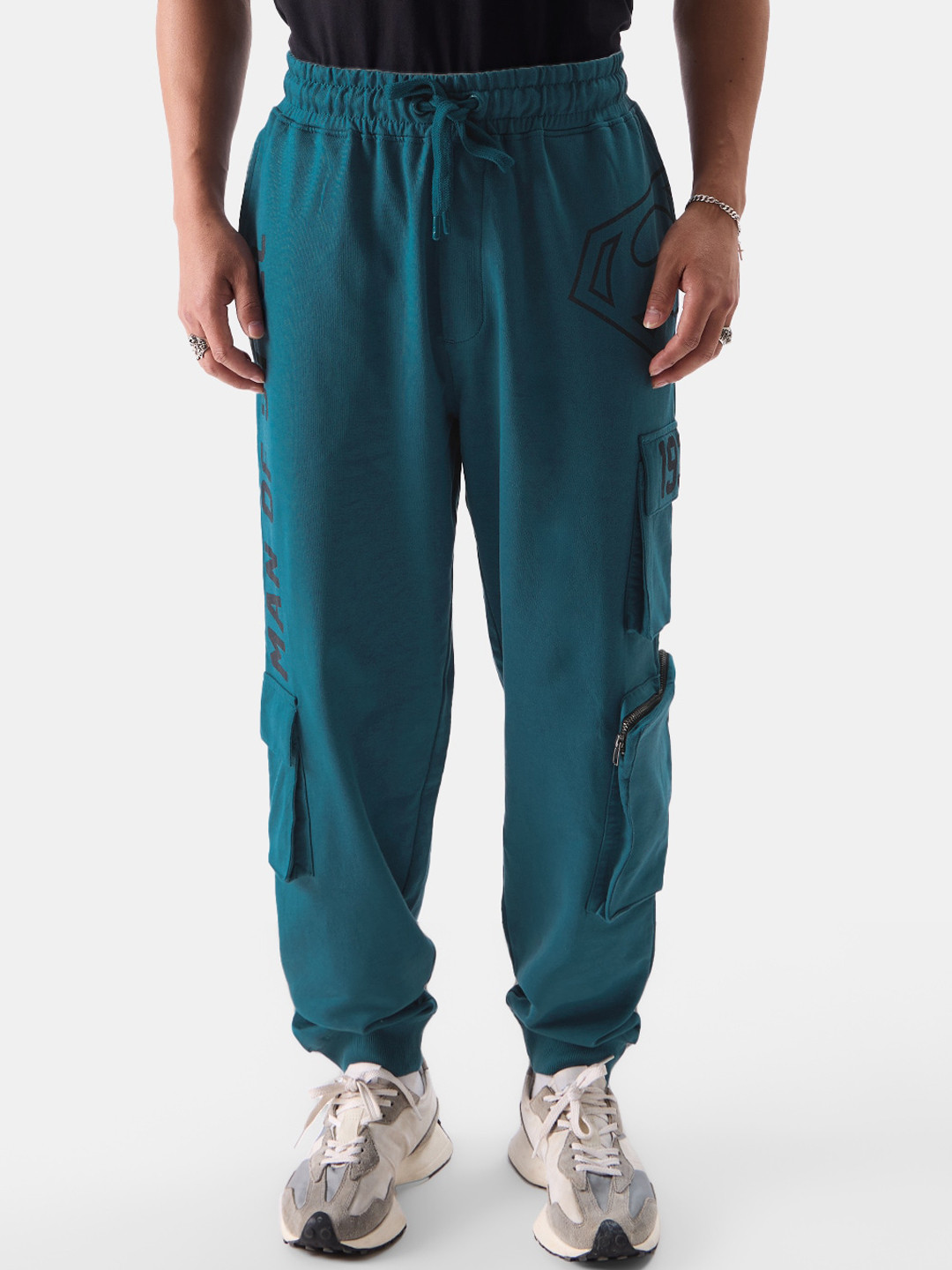 The Souled Store Men Teal Relaxed Superman Printed Travel Joggers