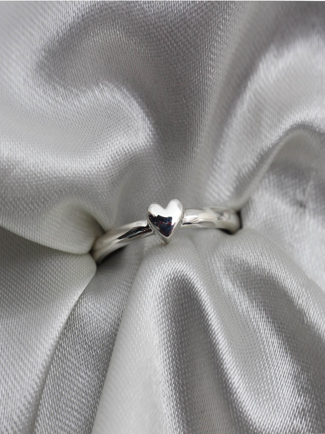 HIFLYER JEWELS 92.5 Sterling Silver Heart-Shaped Finger Ring