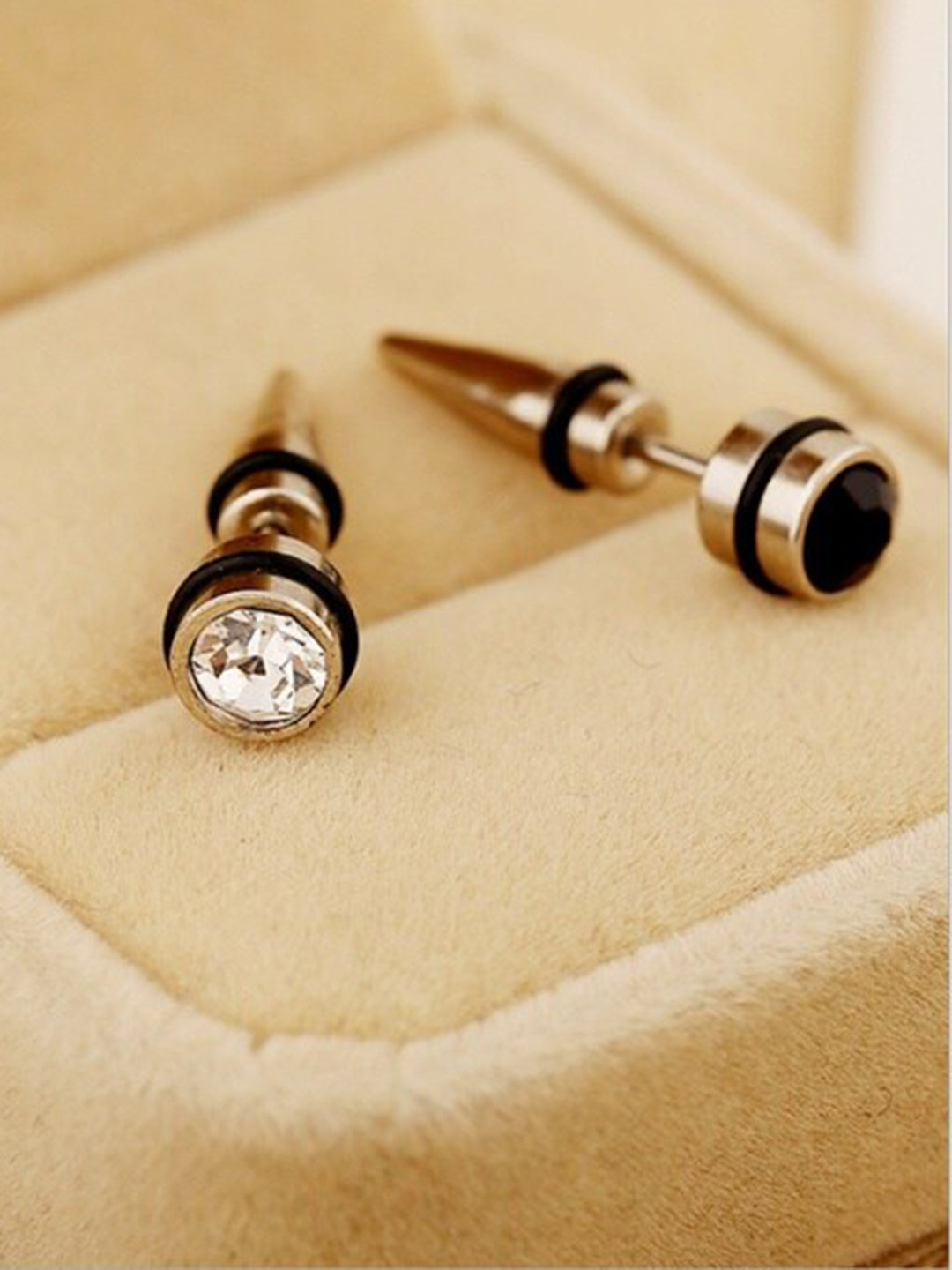 MEENAZ Men Set Of 6 Silver-Plated Studded Circular Studs Earrings