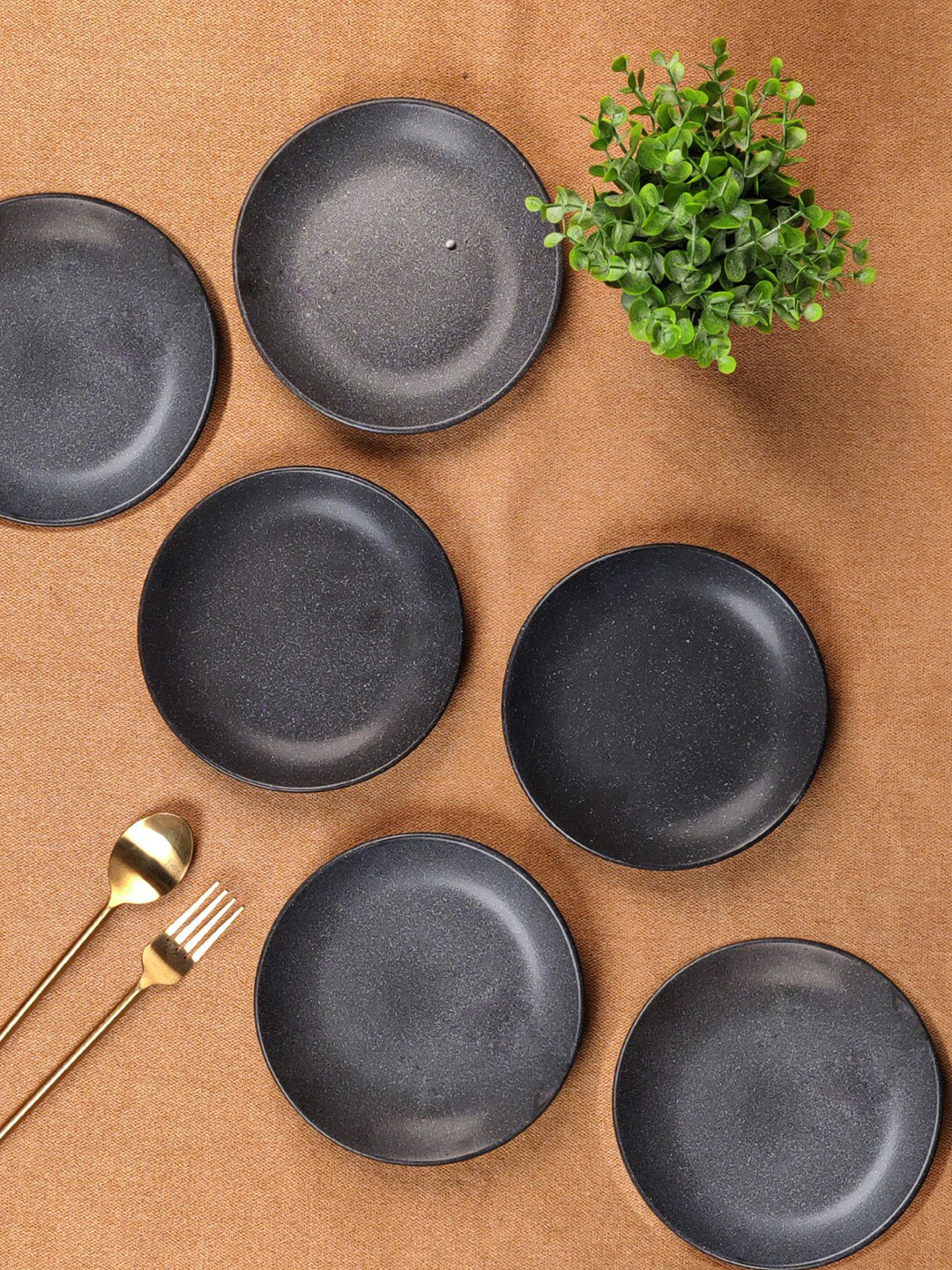 VarEesha 6 Pieces Black Ceramic Matte Plates