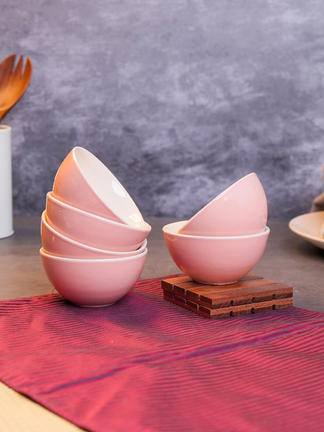 VarEesha Pink & White 6 Pieces Ceramic Glossy Bowls