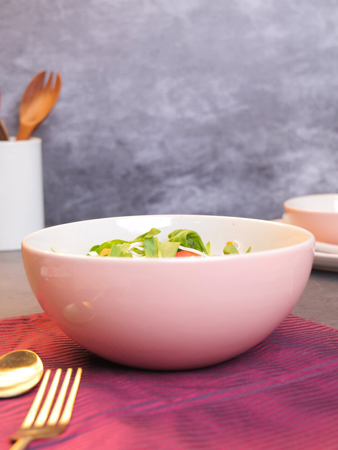 VarEesha 1 Piece Pink Ceramic Glossy Bowl