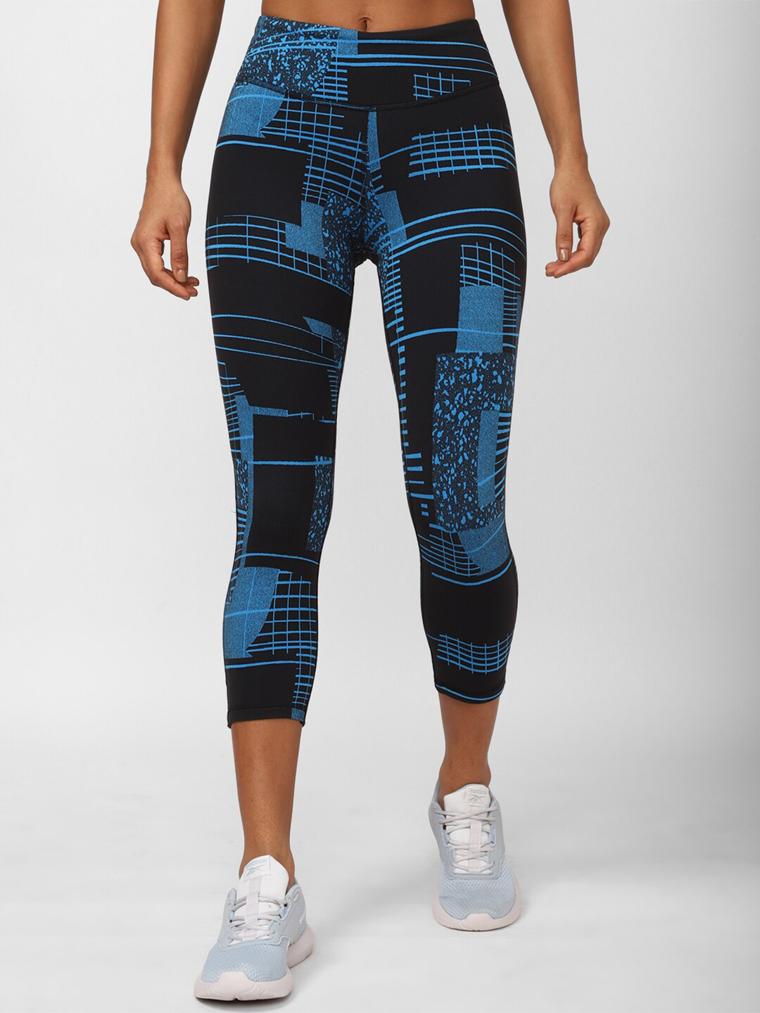 Reebok Training Lux Moisture-Wicking Three Fourth Length Tights