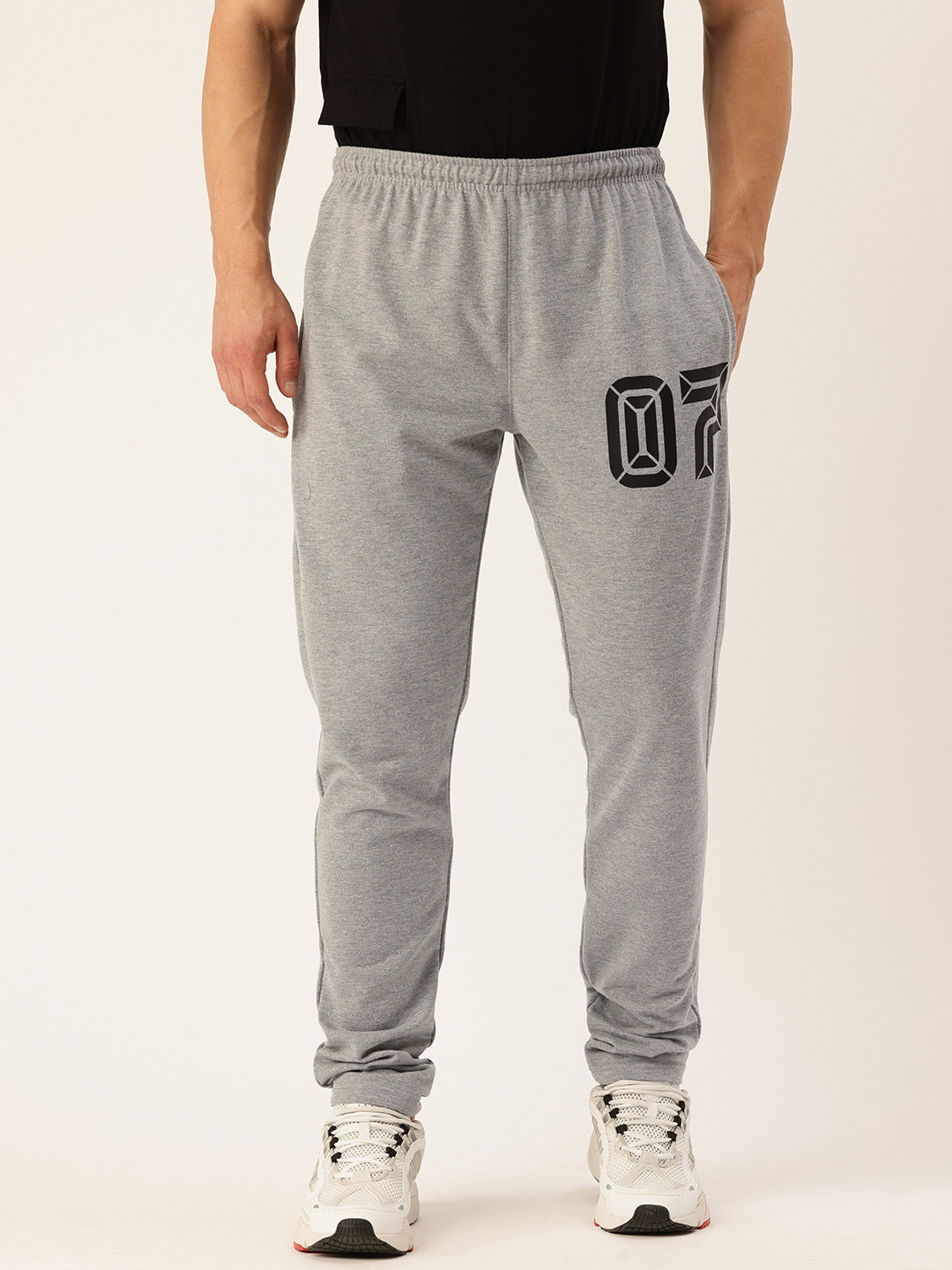 Sports52 wear Men Printed Slim Fit Training Track Pants