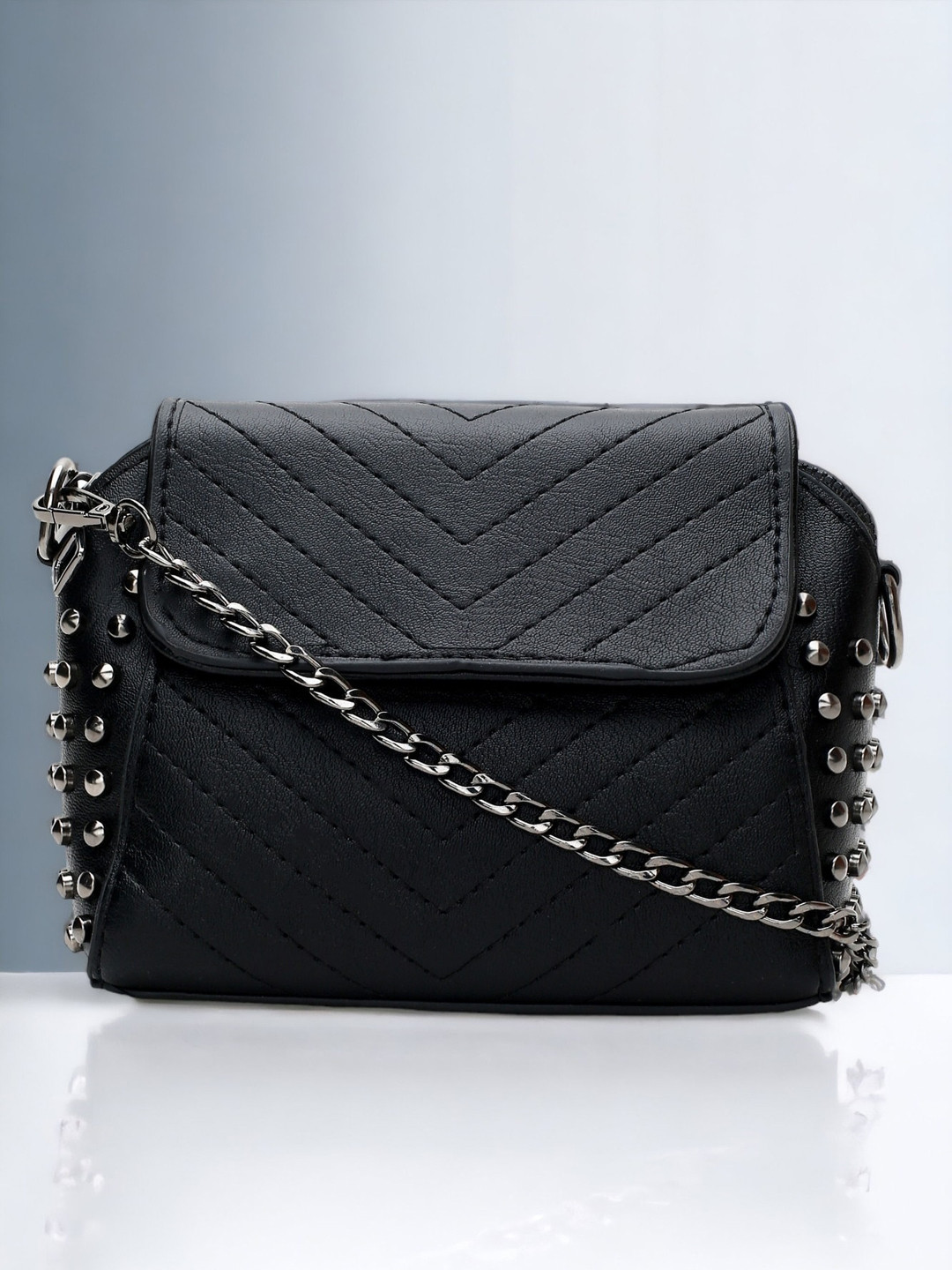 CRUSSET Textured Bowling Sling Bag