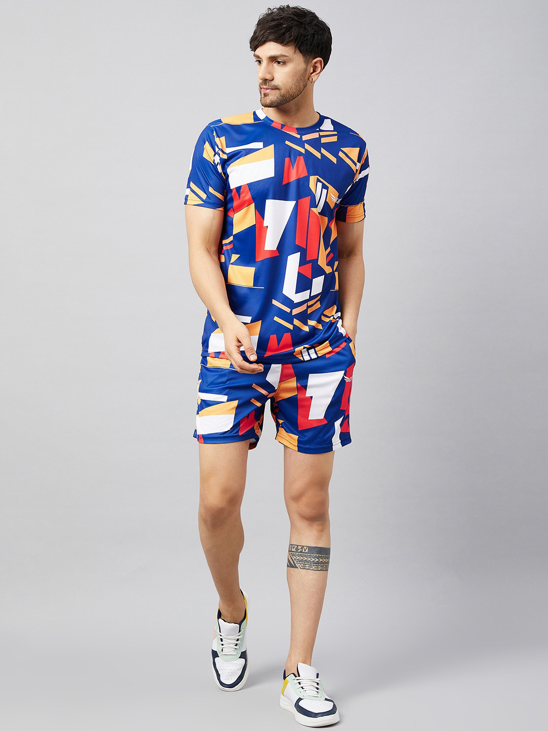 CHROME & CORAL Men Printed T-shirt with Shorts