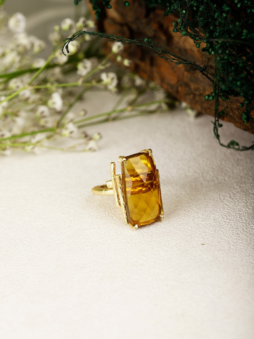 Berserk Gold-Plated Citrine Finger Ring