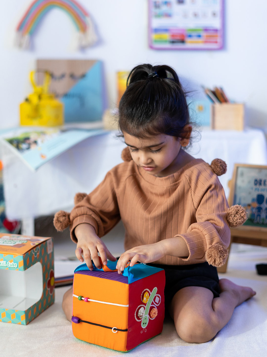 ilearnngrow Montesorri Motor Skill Cube