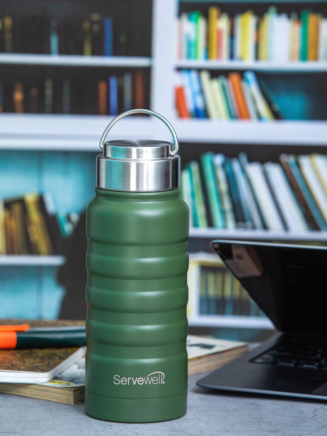 Servewell Twister Green Stainless Steel Double Wall Vacuum Flask - 550ml