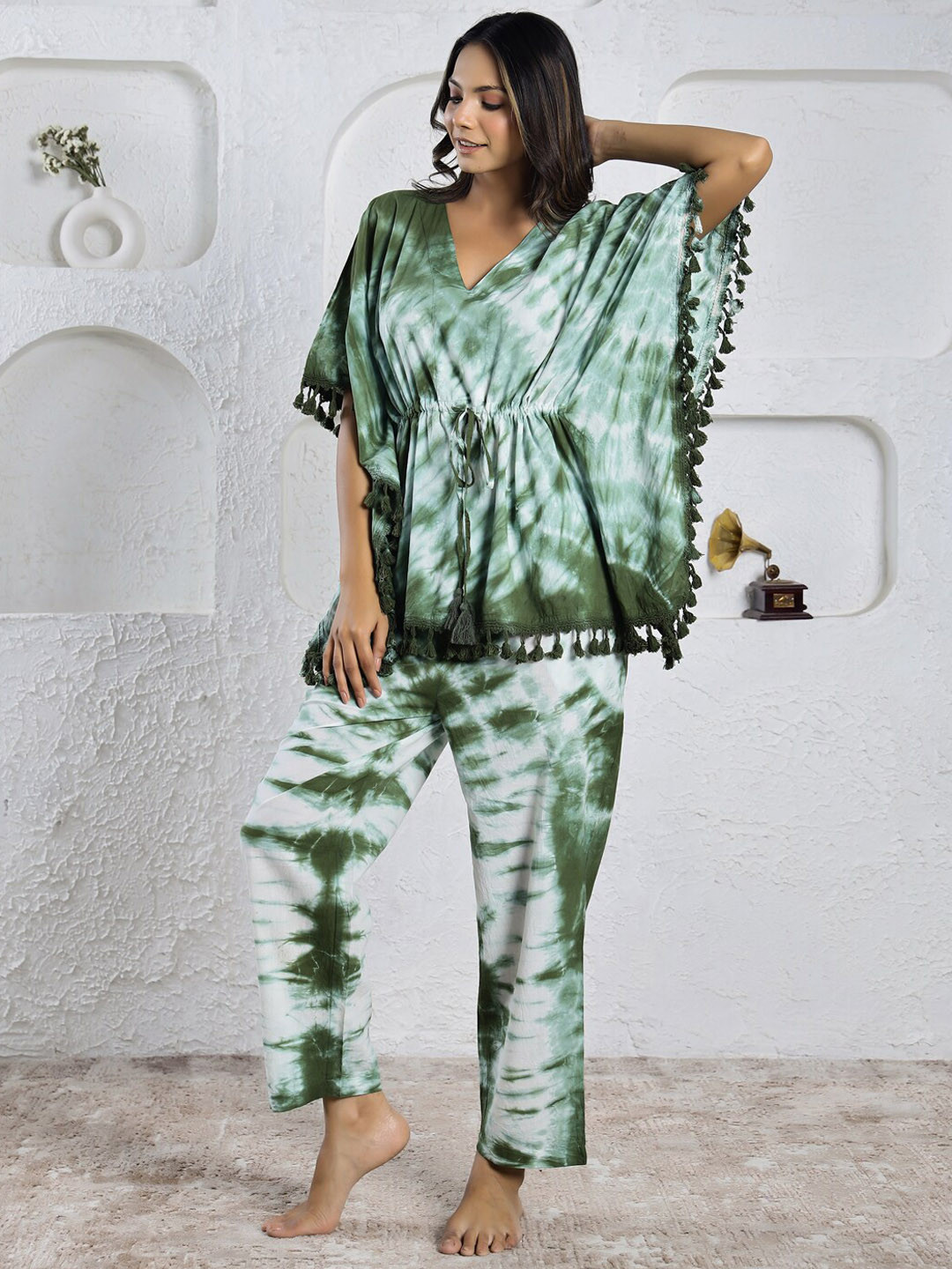 SANSKRUTIHOMES Green Tie & Dye Dyed Pure Cotton Kaftan With Lounge Pants