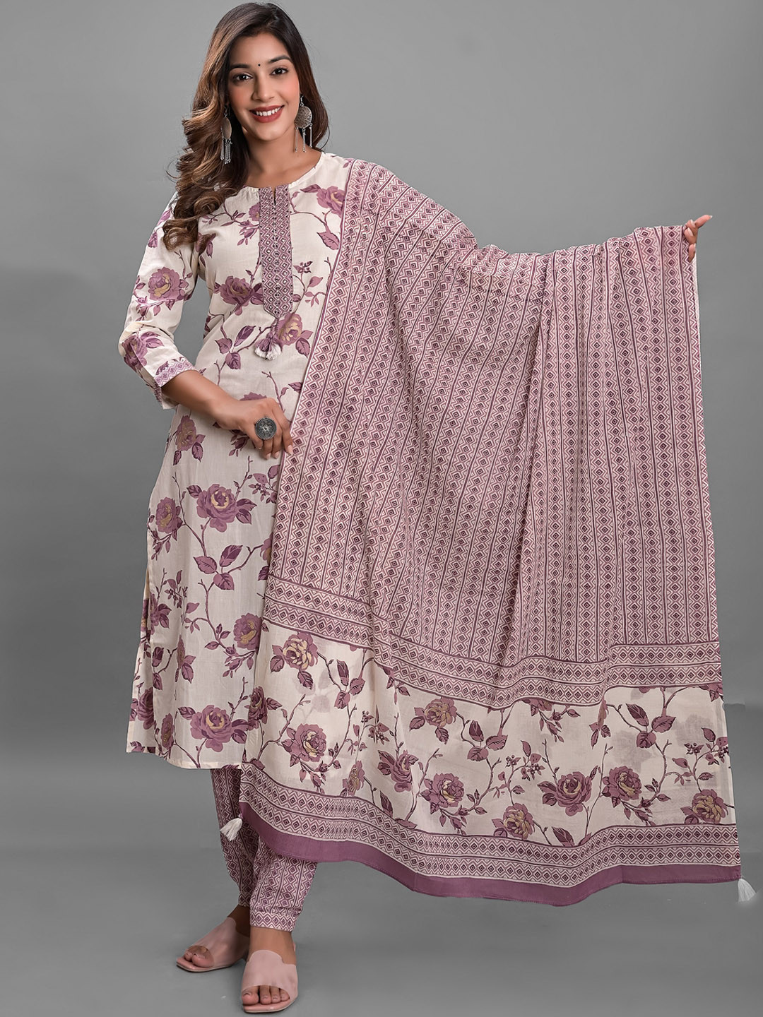 KASHEEDA Embroidered Regular Beads and Stones Pure Cotton Kurta with Harem Pants & Dupatta