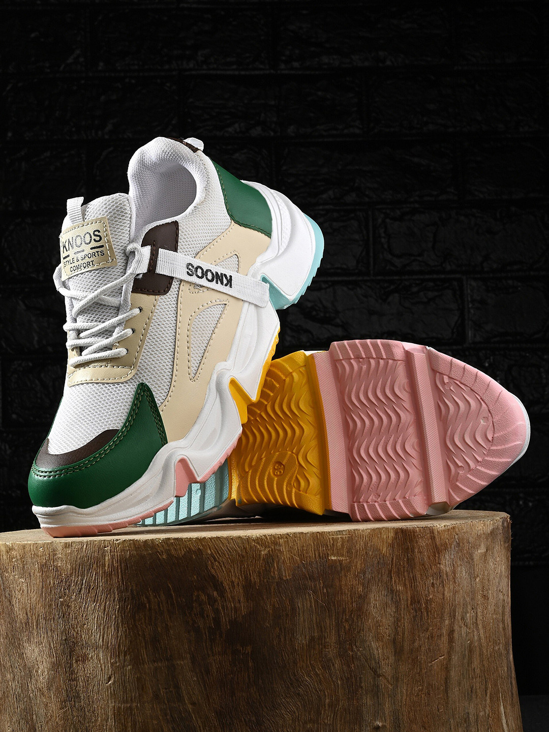 knoos Women Colourblocked Lightweight Sneakers