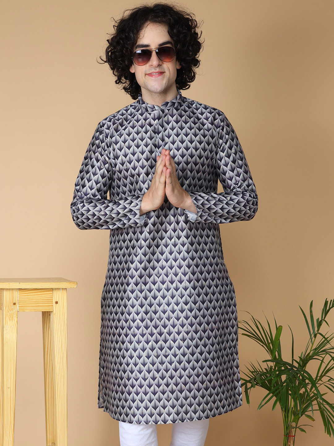 NAMASKAR Floral Printed Mandarin Collar Pure Silk Kurta