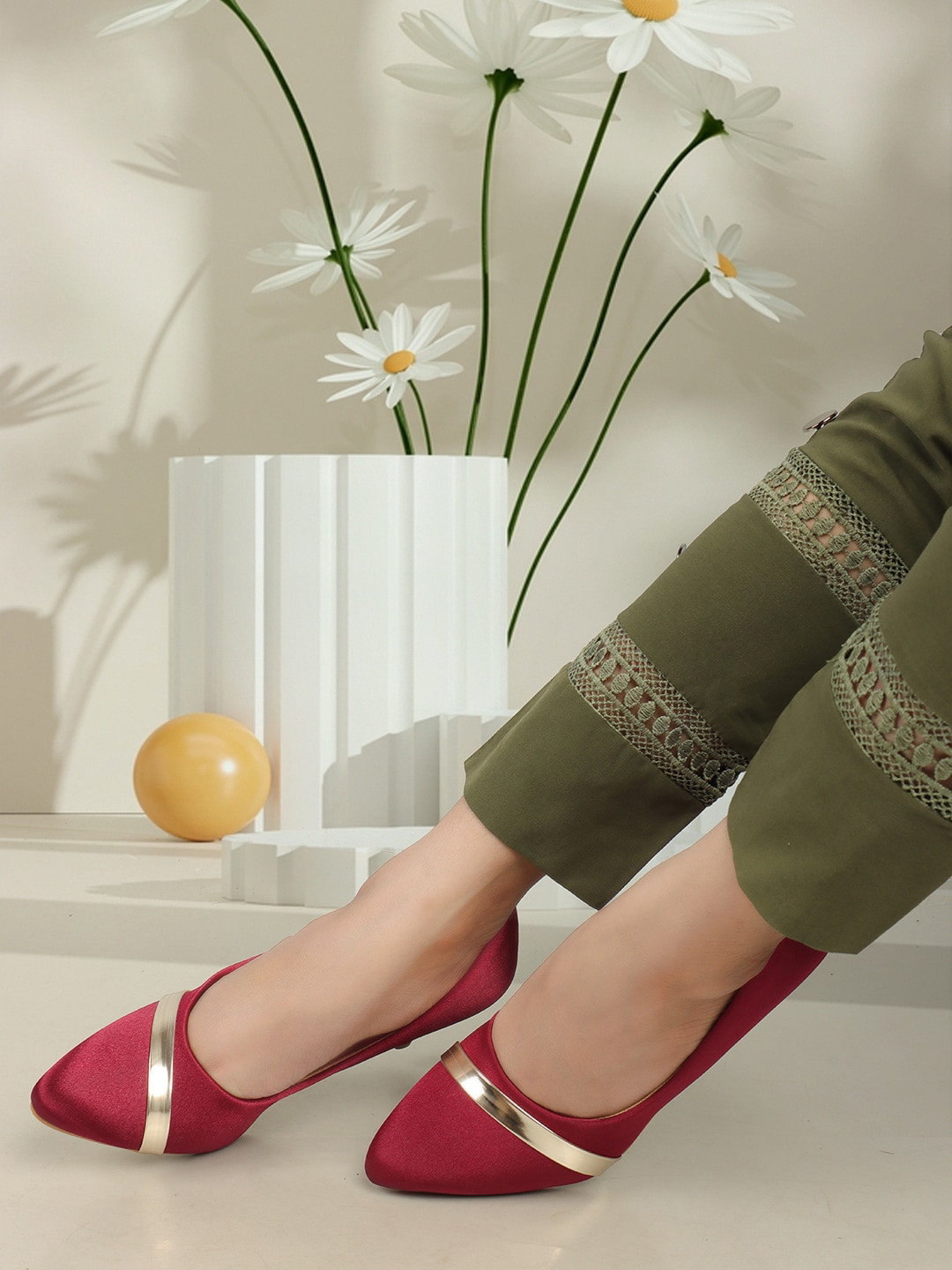 ELLE Pointed Toe Pumps Kitten Heels