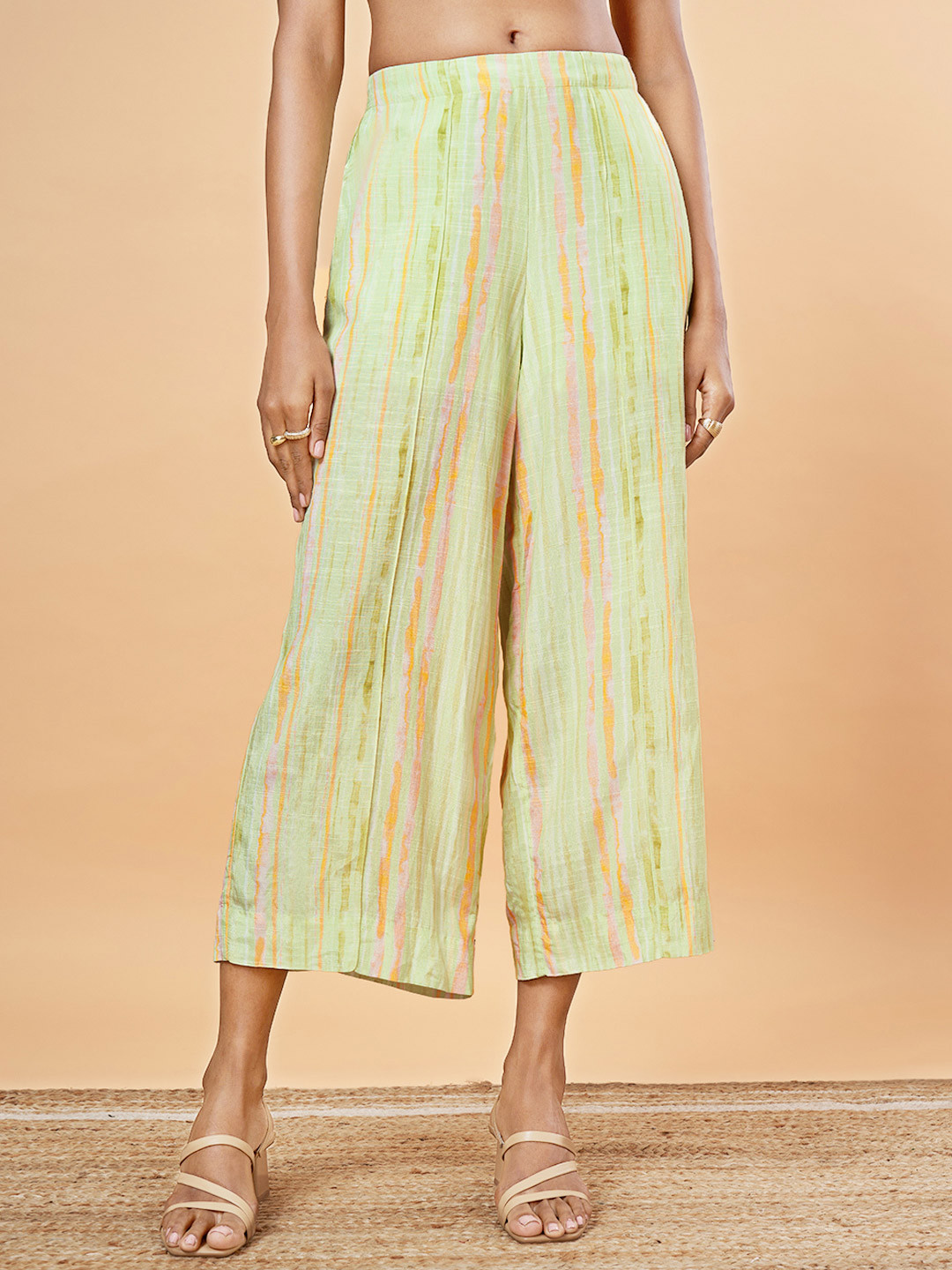 Marigold Lane Women Mid-Rise High-Rise Striped Cropped Trousers