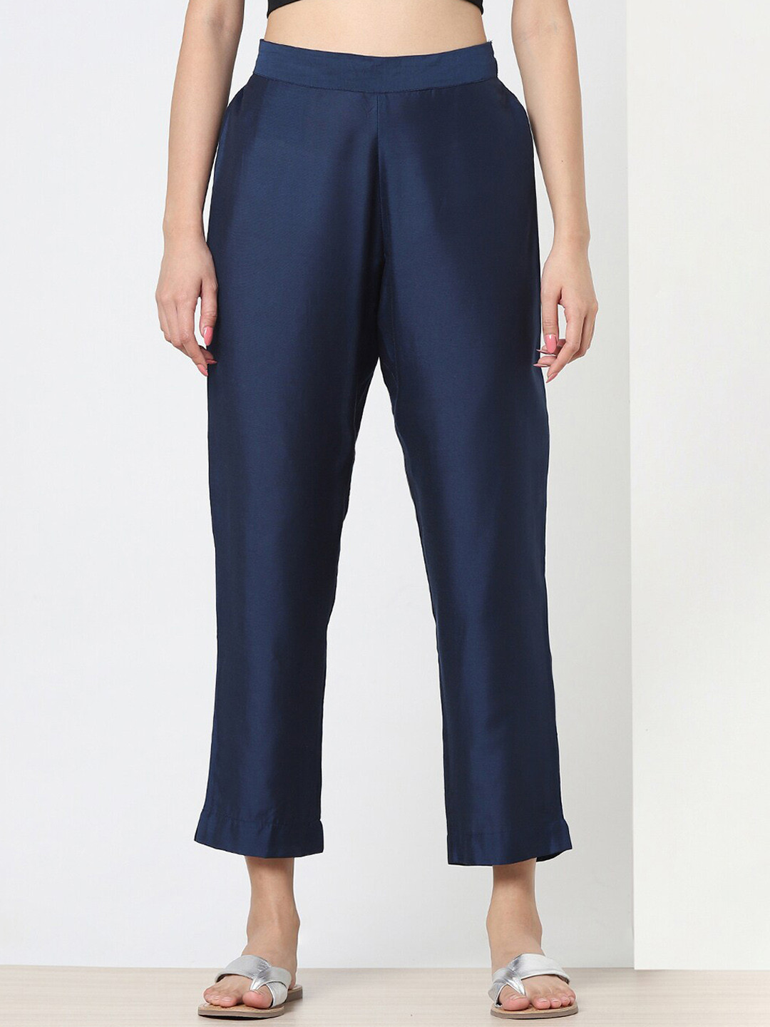 Marigold Lane Women Mid Rise Slim Fit Trousers