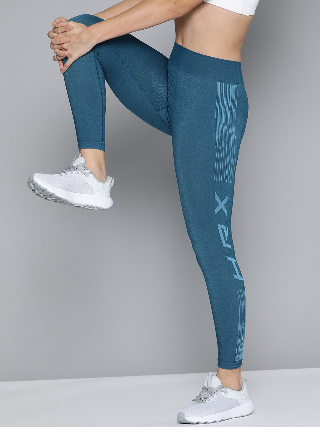 HRX By Hrithik Roshan Printed Antimicrobial Seamless Reflective Running Tights