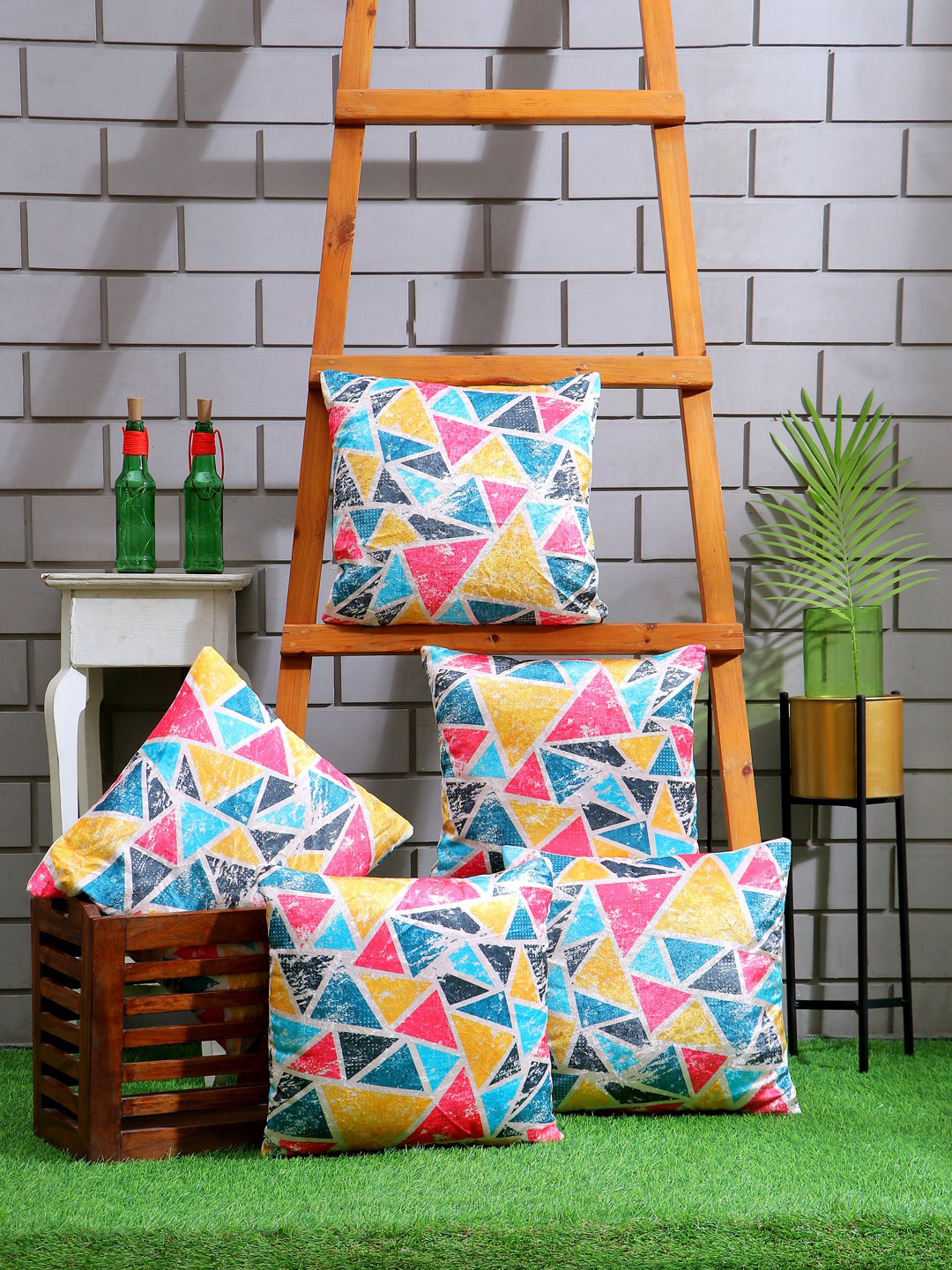 Nendle Yellow & Blue 5 Pieces Geometric Velvet Square Cushion Covers