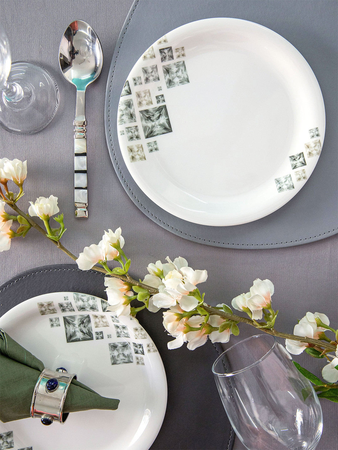 Servewell White & Grey 6 Pieces Printed Melamine Glossy Plates