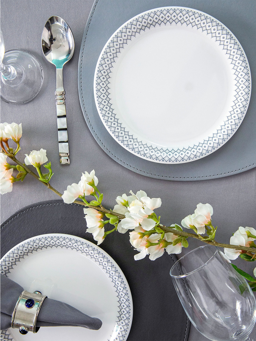 Servewell White 6 Pieces Floral Printed Melamine Glossy Plates