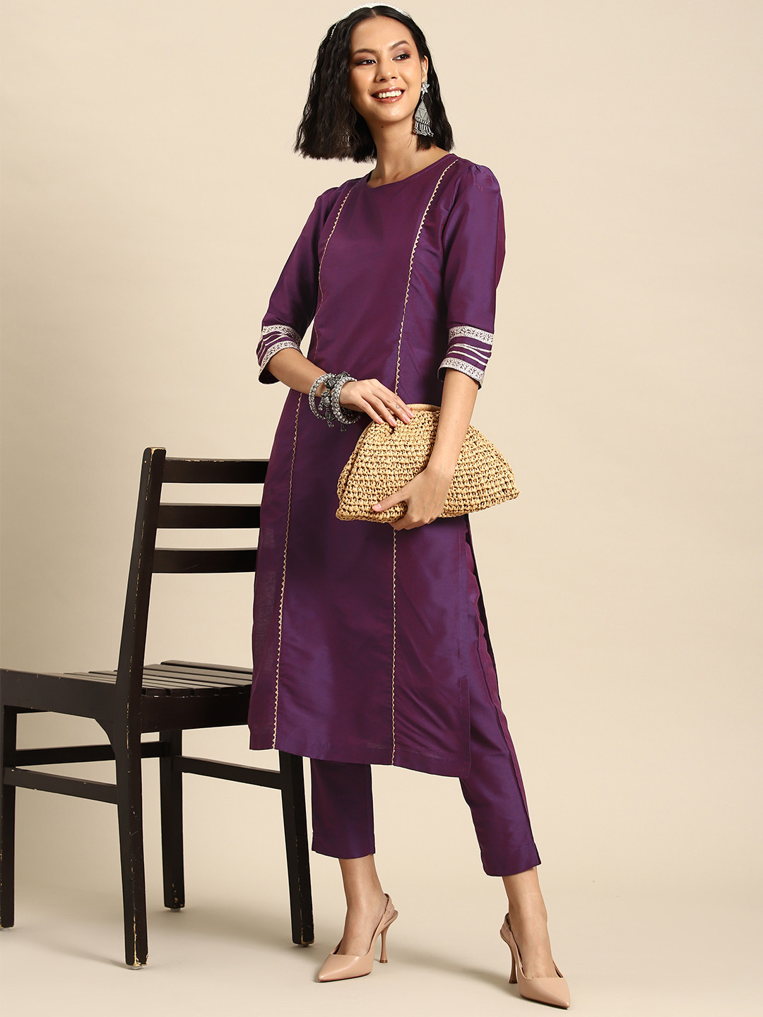 Sangria Women Gotta Patti Panelleld Kurta with Cropped Trousers