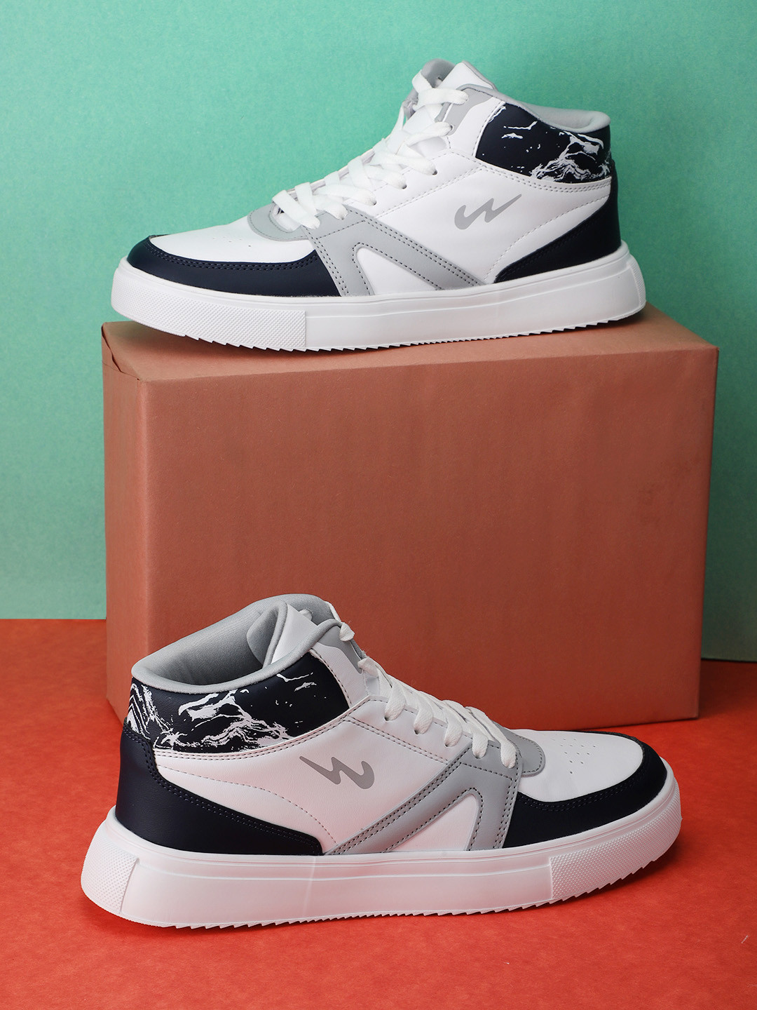 Campus Men FENCE Colourblocked Mid-Top Sneakers