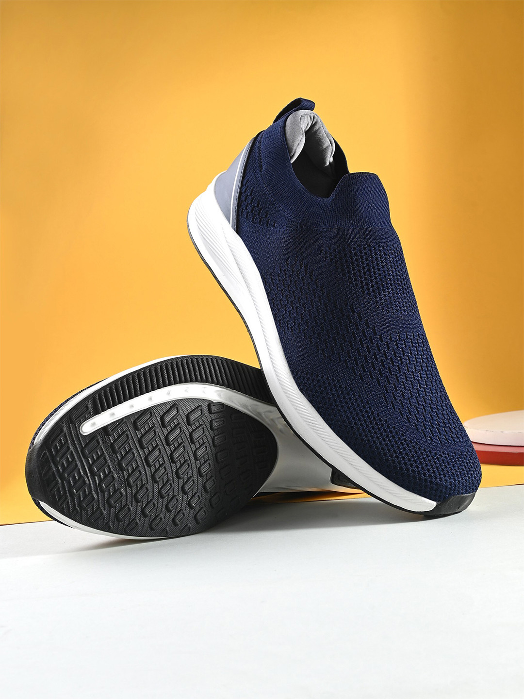 OFF LIMITS Men Memory Foam Walking Shoes