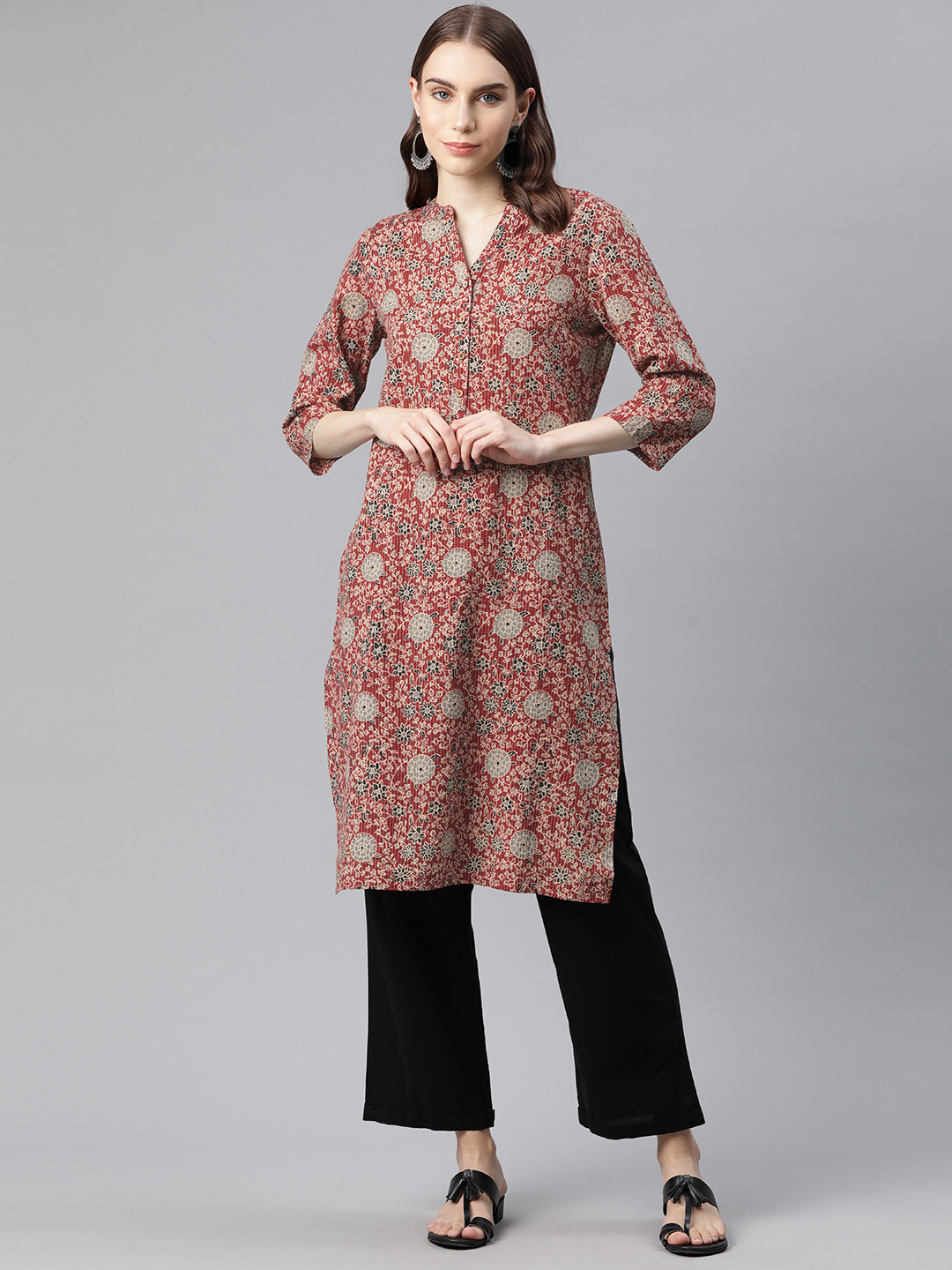PIROH Women Floral Printed Thread Work Kurta