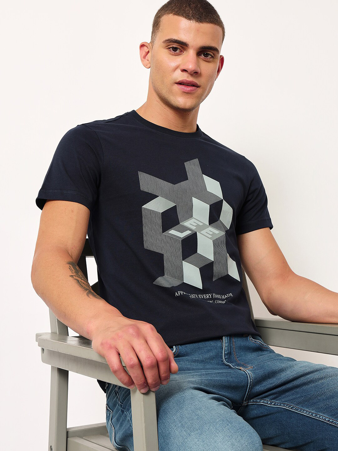 Lee Geometric Printed Slim Fit Cotton T-shirt