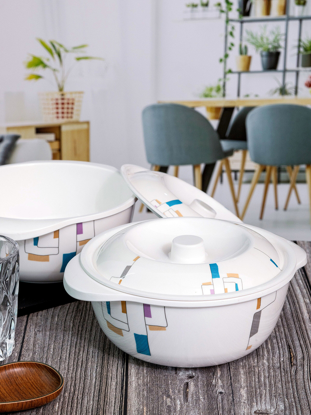 Servewell White & Blue 2-Pieces Printed Serving Casseroles With Lid 1.25 L Each