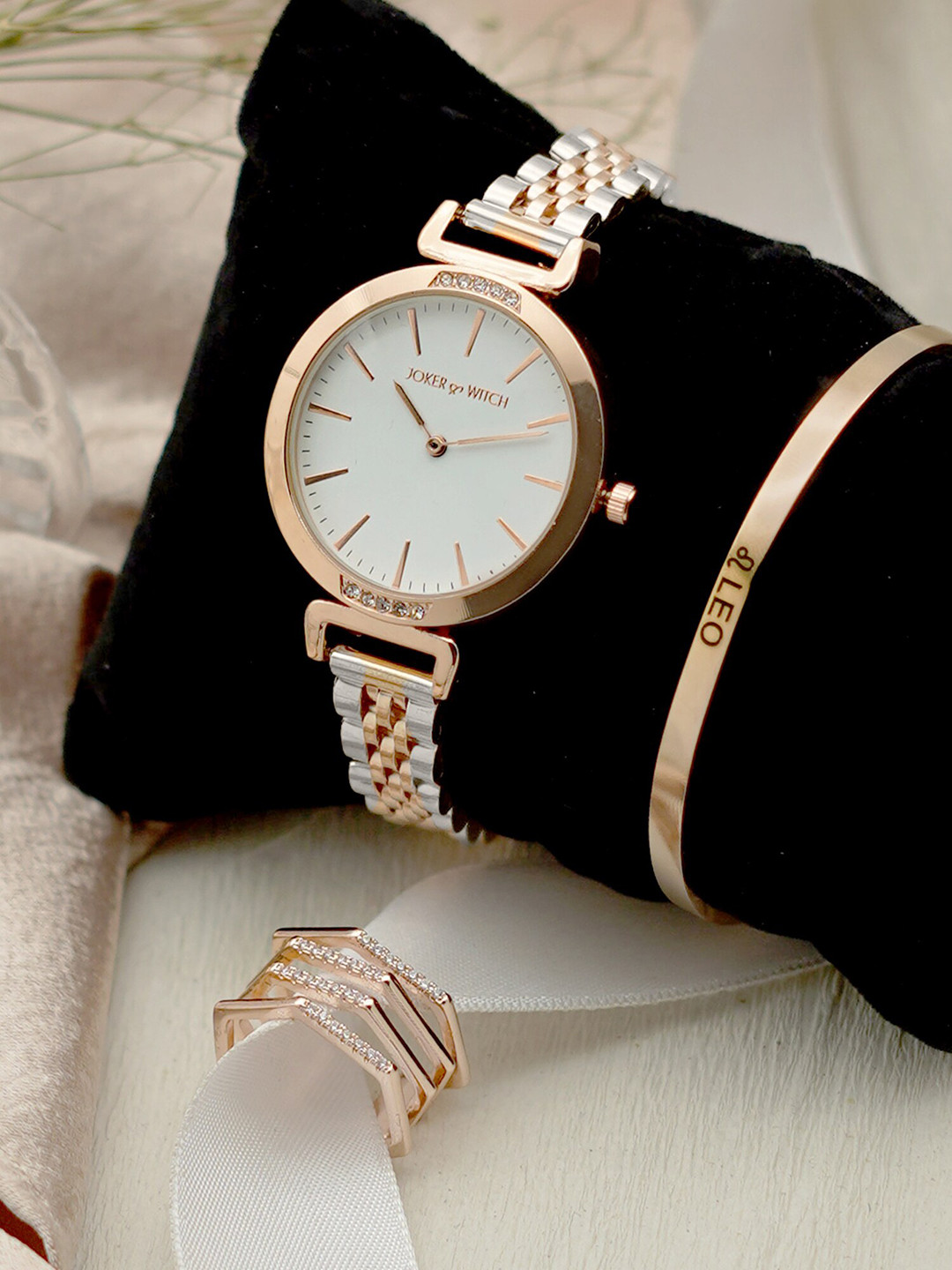 JOKER & WITCH Crazy About You Leo Love Triangle Women Watch Gift Set JWLT91