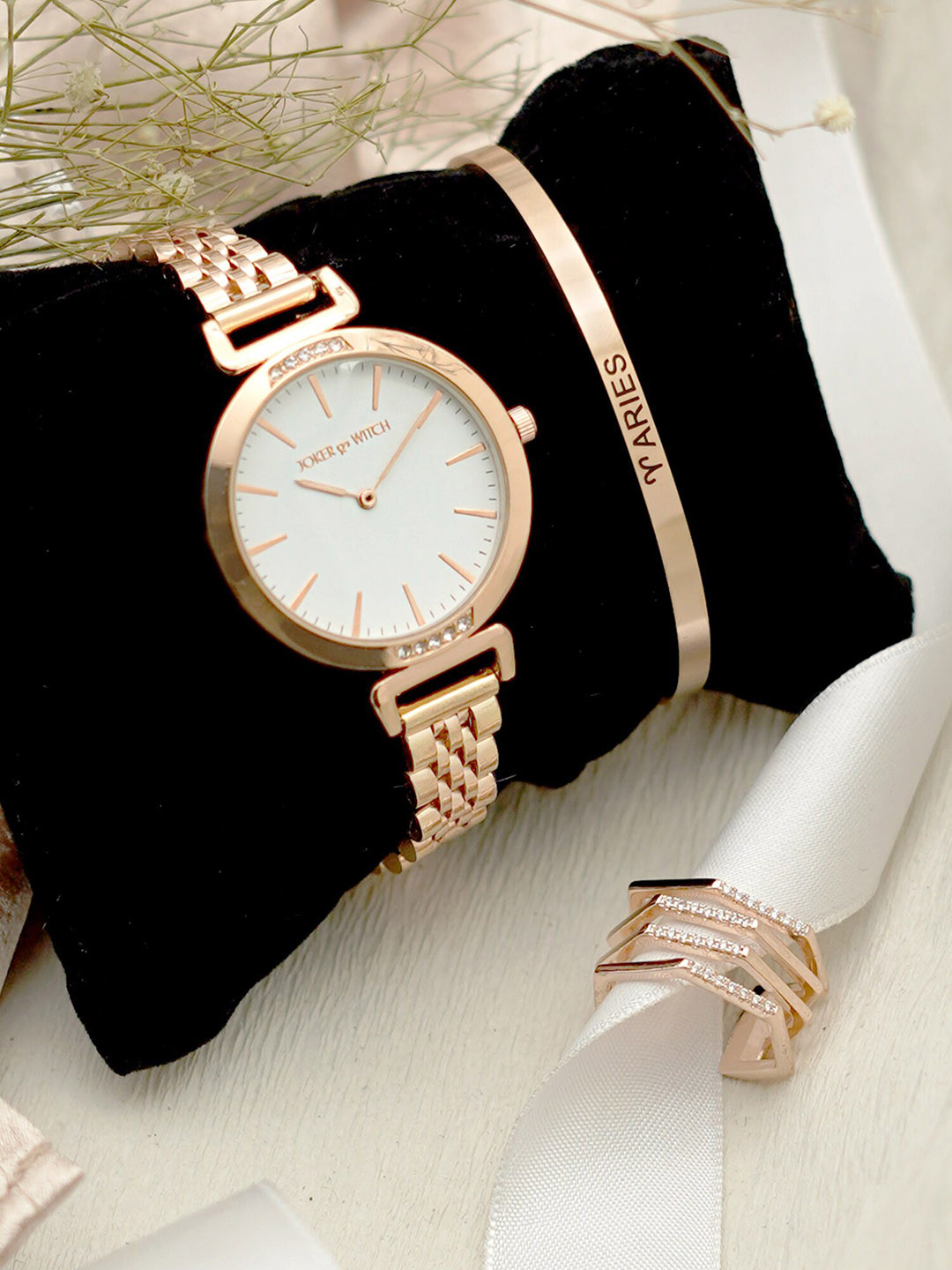 JOKER & WITCH Women Stainless Steel Glistening Love Aries Love Triangle Watch Gift Set